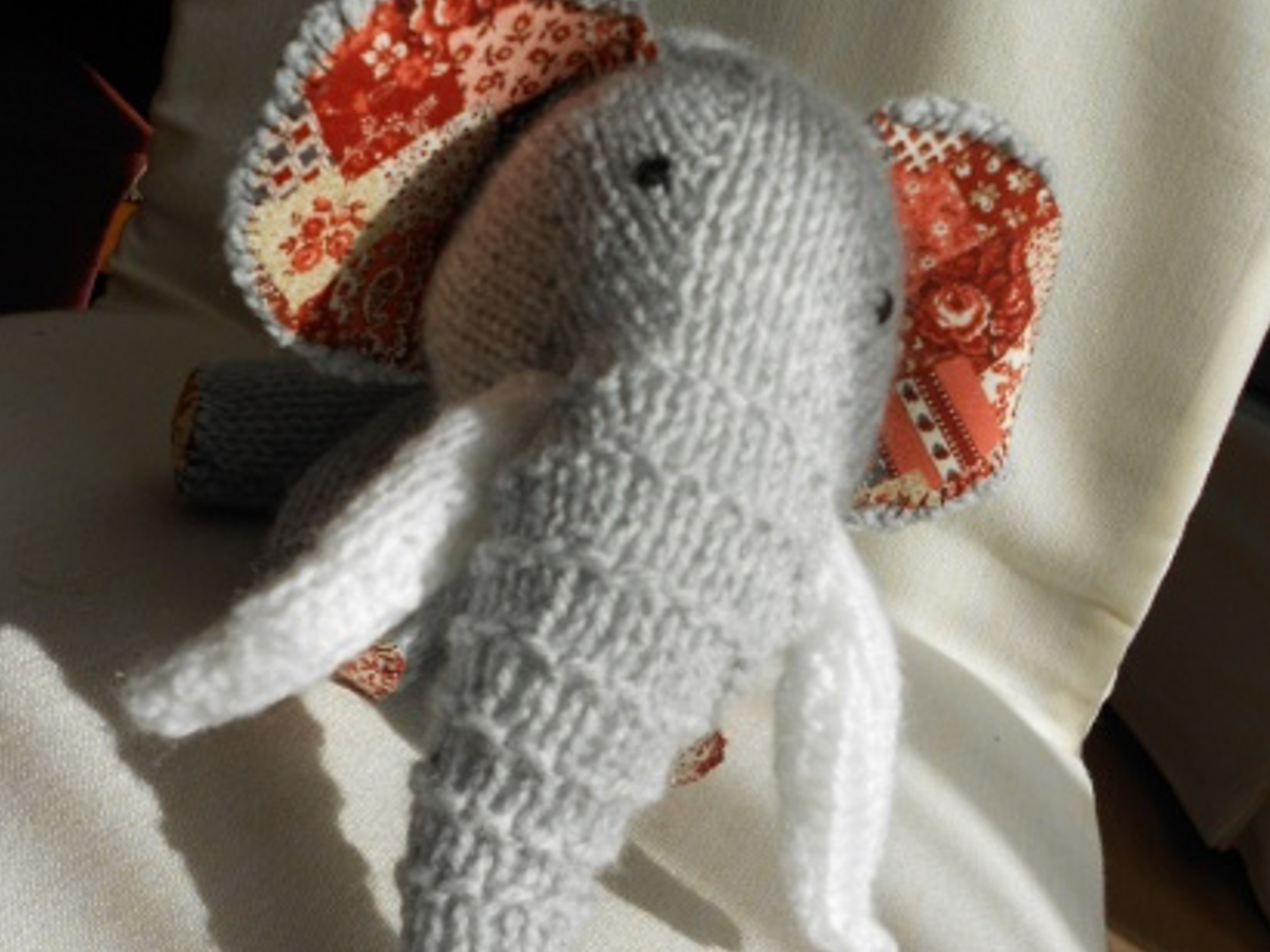 Eléphant en tricot1